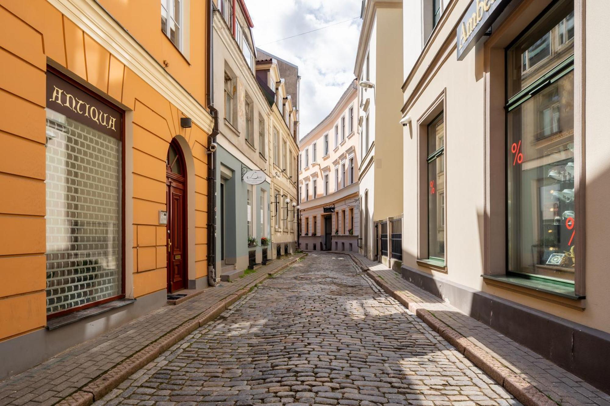 Apartment Stylish Old Town On Mucenieku Street Riga